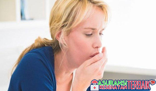 Cara Mengeluarkan Dahak yang Membandel di Tenggorokan secara Alami